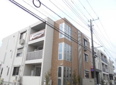建物外観　防犯・環境設備が充実しています。