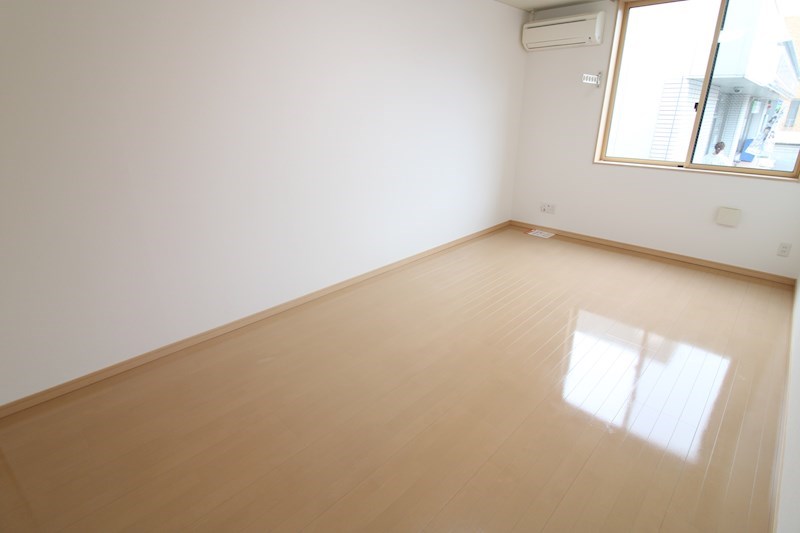 FLAT Aの居間写真