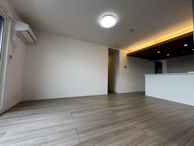 D-residence富田町の居間写真