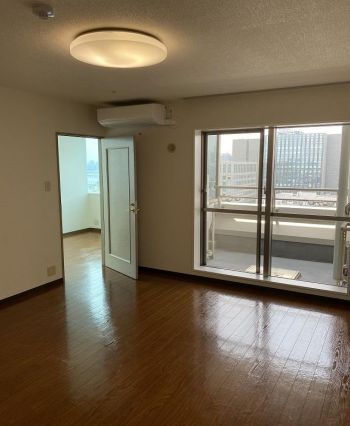 茅場町タワーレジデンスの居間写真