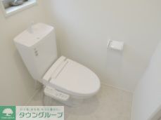 京成本線 京成大久保駅 徒歩10分 3階建 築9年のトイレ写真