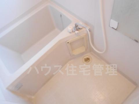 阪急京都線 富田駅 徒歩33分 2階建 築30年の風呂写真