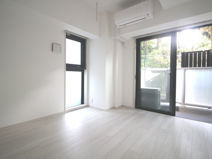 S-RESIDENCE妙蓮寺の居間写真
