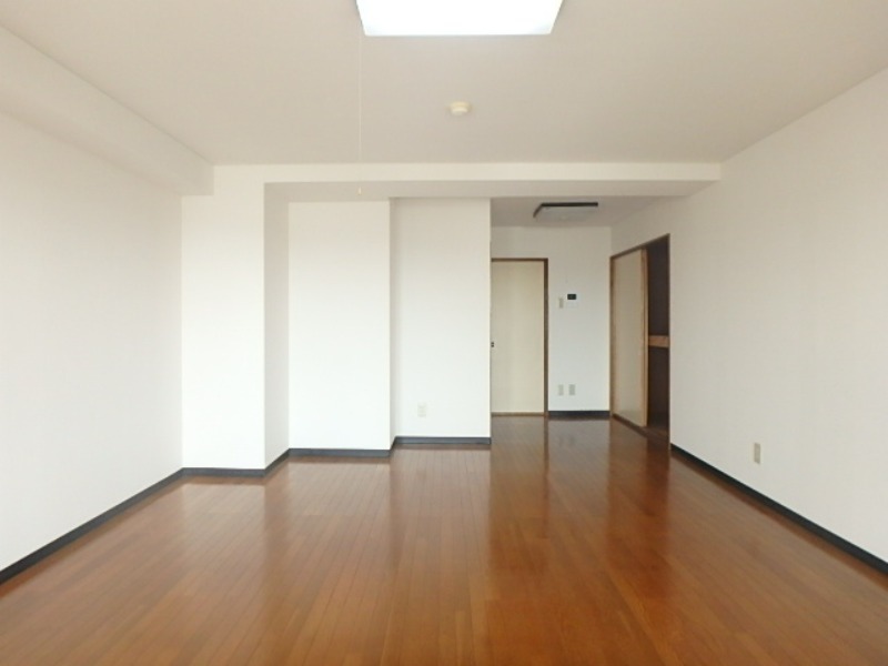 居室・リビング　図面と現状に相違がある場合には現状を優先