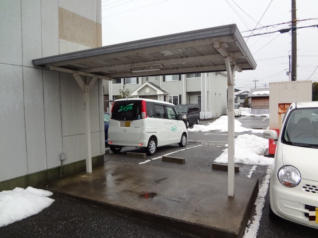 【長浜市四ツ塚町のアパートの駐車場】