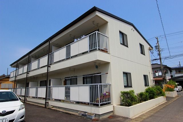 愛知県北名古屋市石橋角畑（アパート）の賃貸物件の外観