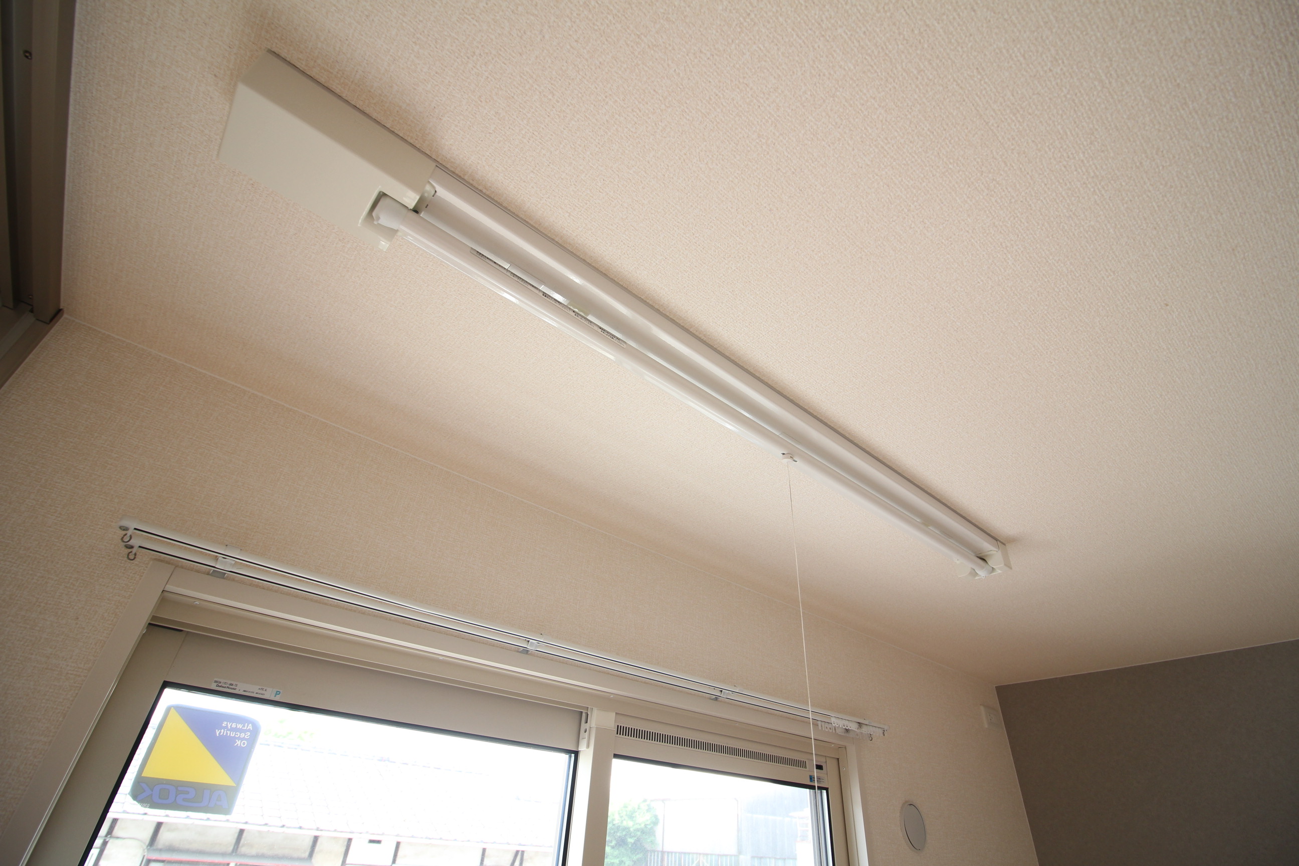 その他設備　室内物干し竿★