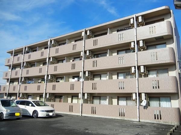 松江市中原町のマンションの建物外観