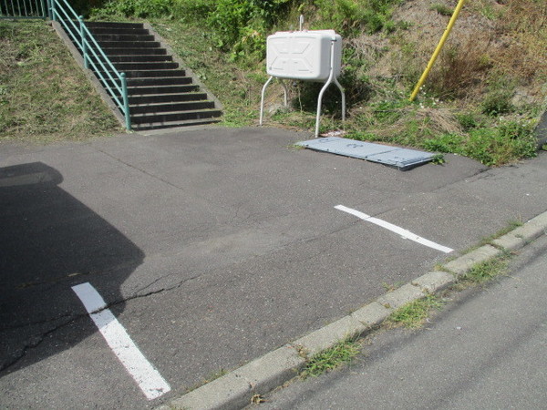 【旭川市末広六条のアパートの駐車場】