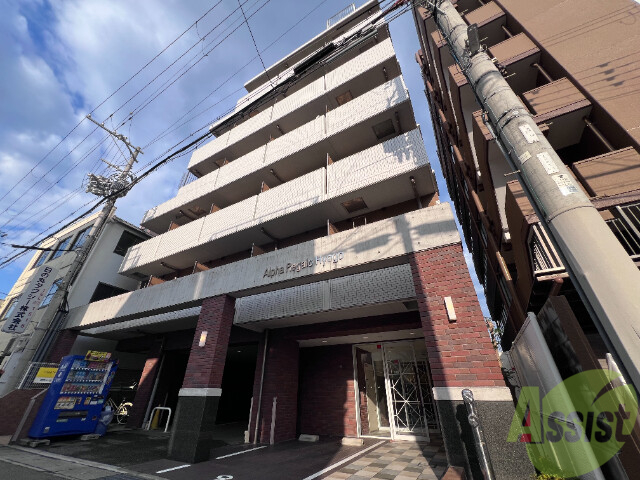 神戸市兵庫区三川口町のマンションの建物外観