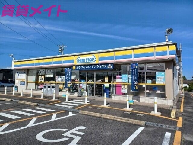 【Ｄ－ｃｈａｍｂｒｅ松寺のコンビニ】