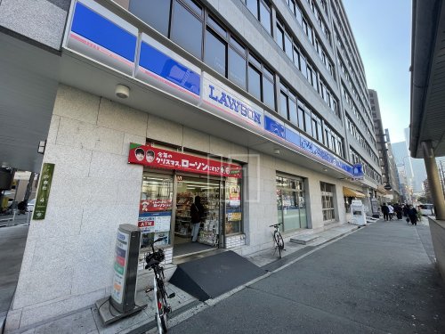 【大阪市北区堂山町のマンションのコンビニ】