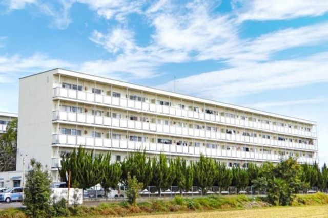 ビレッジハウス高野1号棟の建物外観
