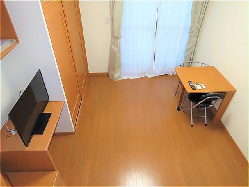 居室・リビング　ベッド上からのアングルです