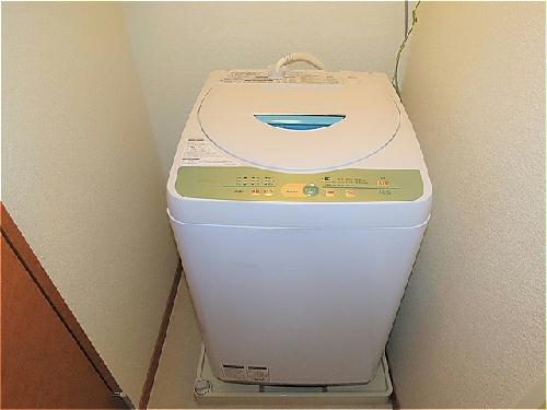 その他設備　洗濯機も付いています