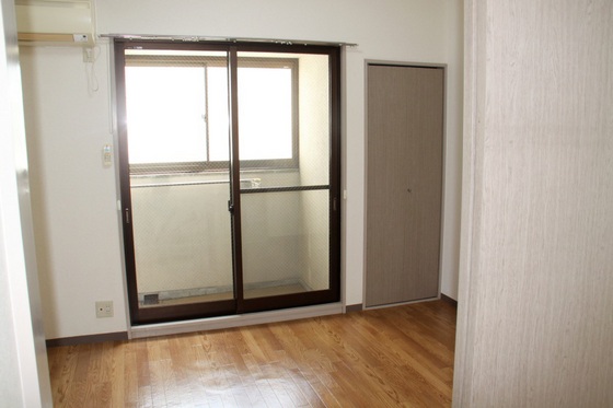 居室・リビング　他号室のお写真です