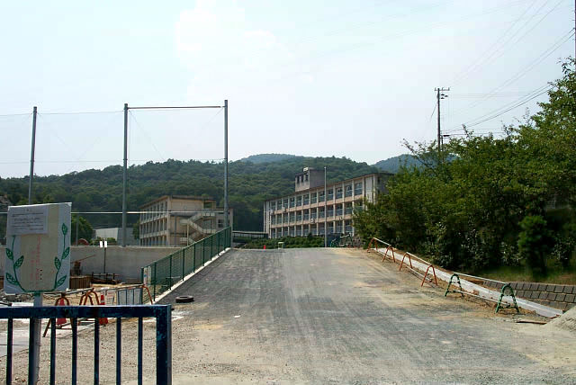 小学校　相生市立青葉台小学校（小学校）まで1911m