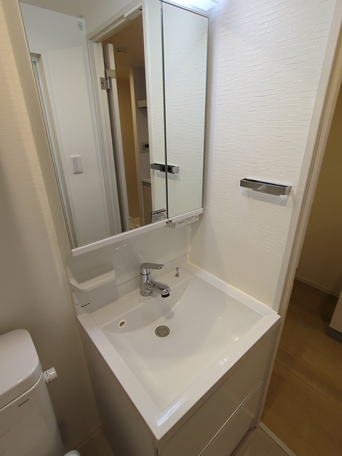 洗面設備　撮影日：２０２５年１１月１５日