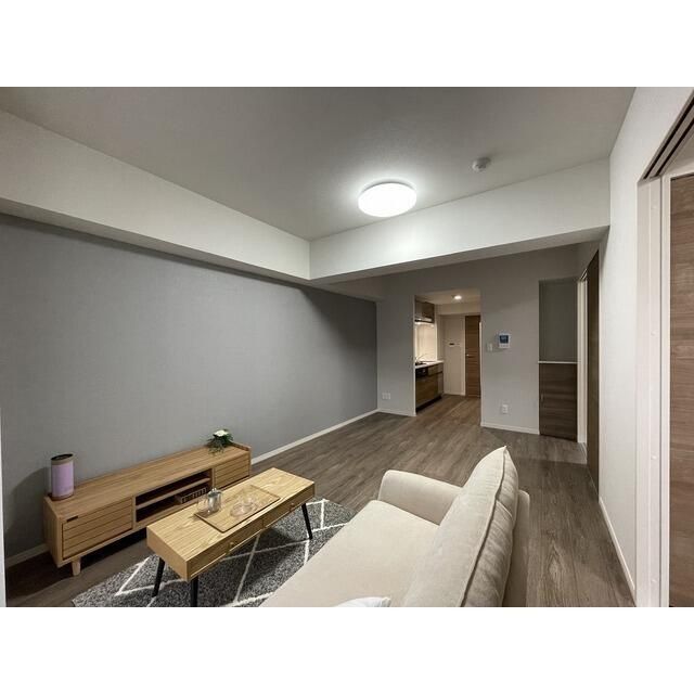 居室・リビング　写真は同タイプ住居です。