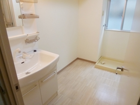 洗面設備　独立洗面化粧台付き☆