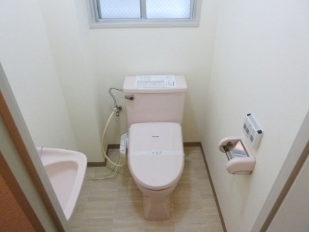 トイレ　温水洗浄便座機能付きトイレ☆