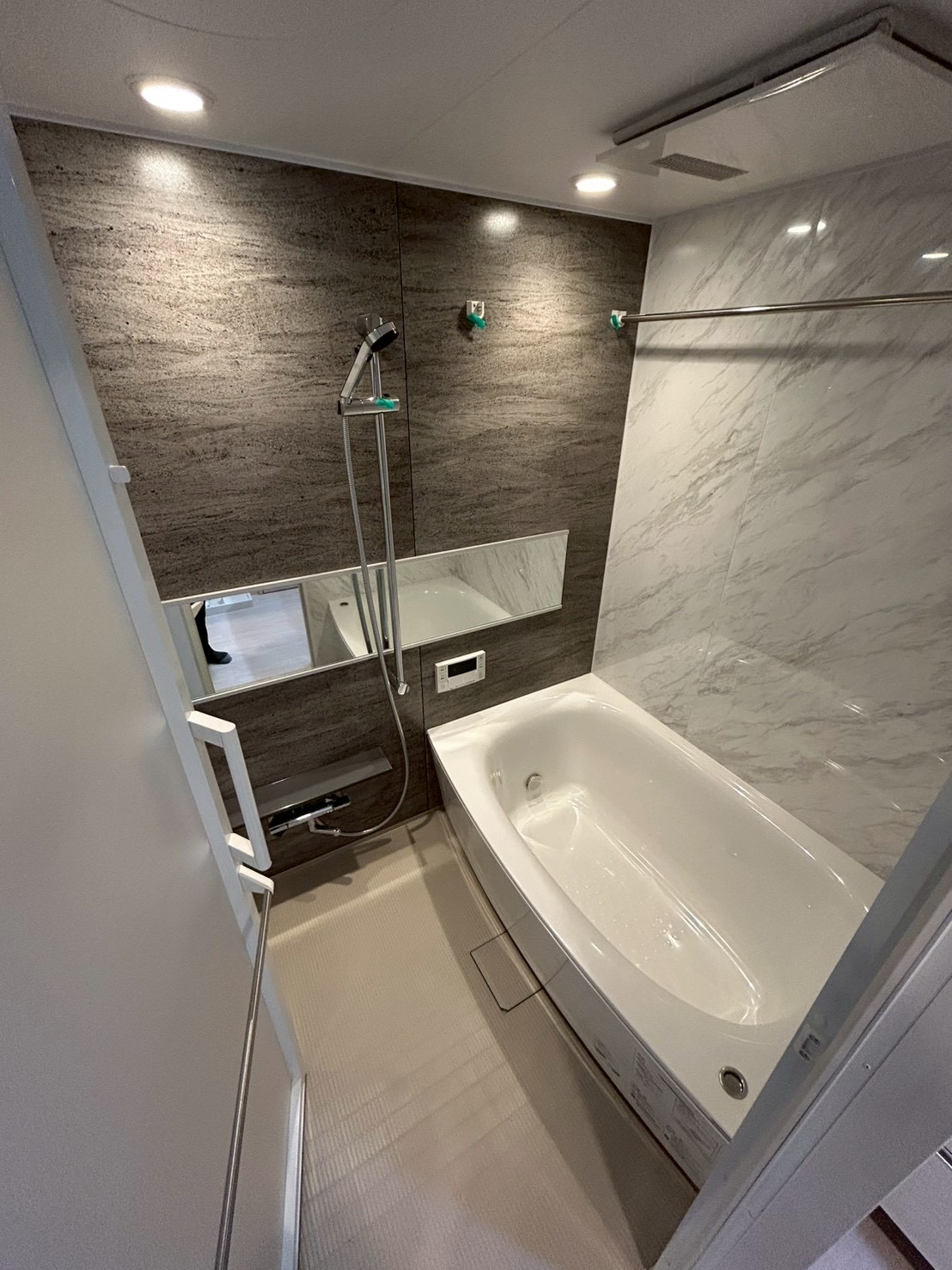 バス・シャワールーム