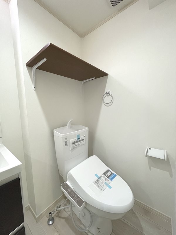 トイレ　嬉しい温水洗浄便座♪