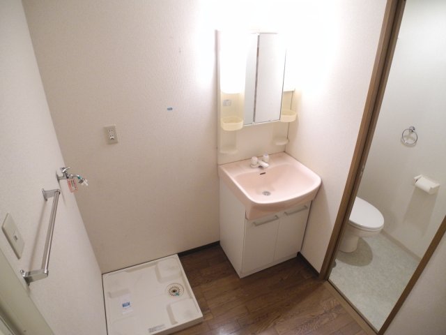 洗面設備　※室内画像は別号室のもの