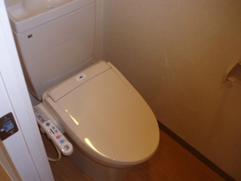 トイレ　図面と現状に相違がある場合には現状を優先