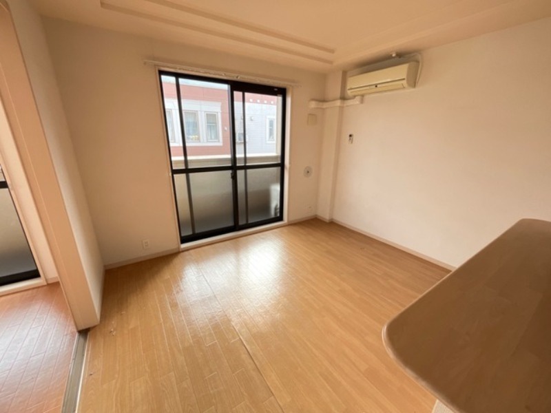 居室・リビング　図面と現状に相違がある場合には現状を優先