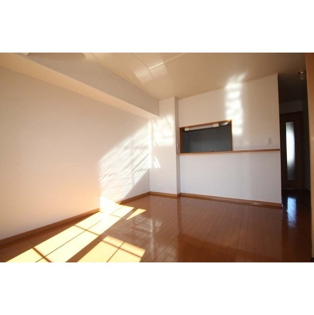 居室・リビング　内装写真は全て２０３にて撮影しました