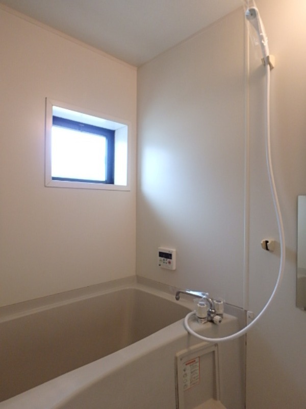 バス・シャワールーム　図面と現状に相違がある場合には現状を優先