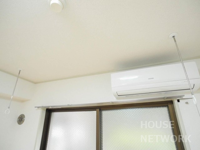 その他設備　室内物干し