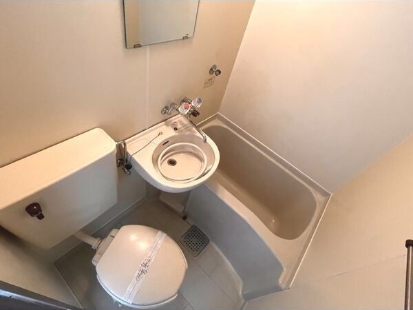 バス・シャワールーム