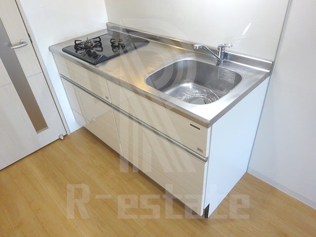 キッチン　同マンション別室タイプ