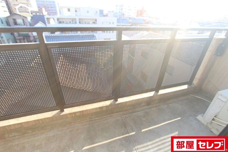 バルコニー　※別号室のお写真です