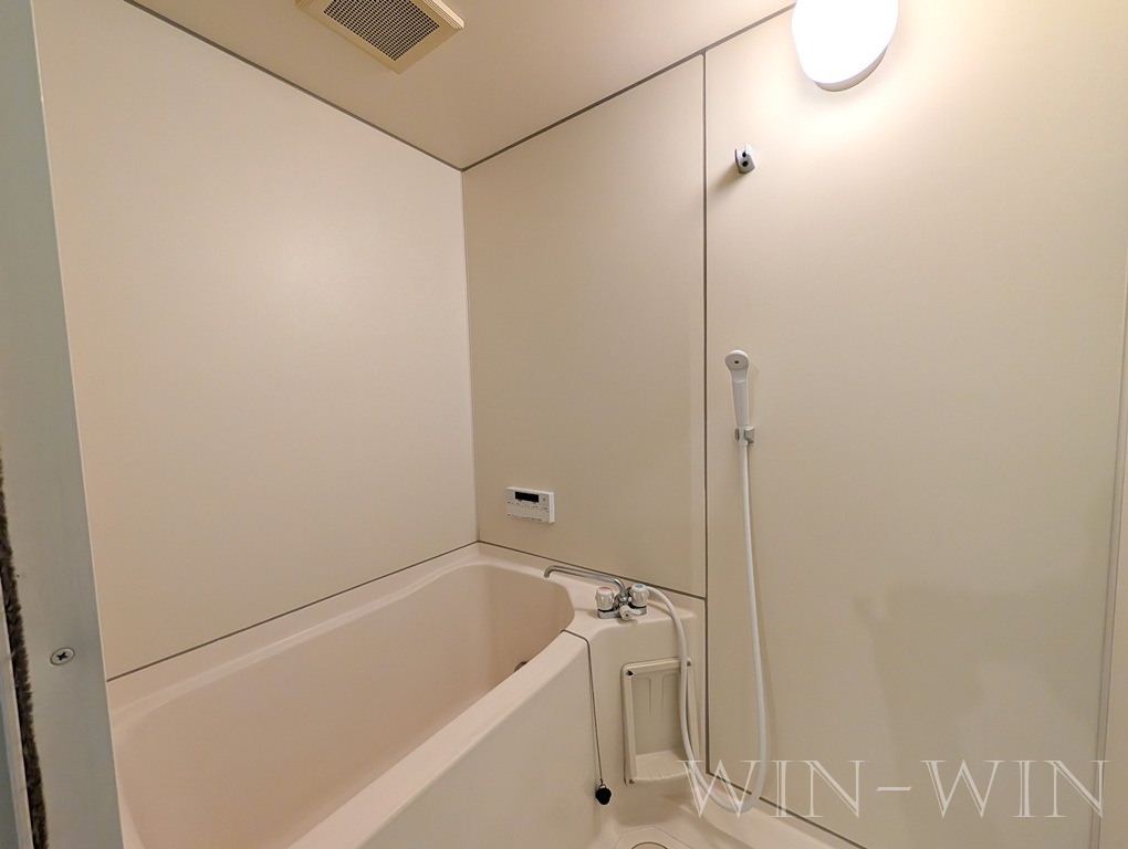 バス・シャワールーム　イメージ（同建物内別部屋の写真です）