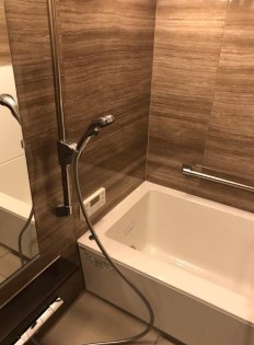 バス・シャワールーム　バス