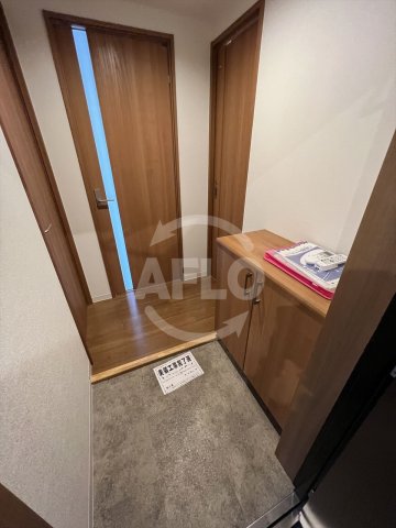 玄関　パーフェクトライフ真法院　玄関