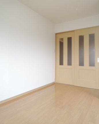 居室・リビング　☆明るい居間☆