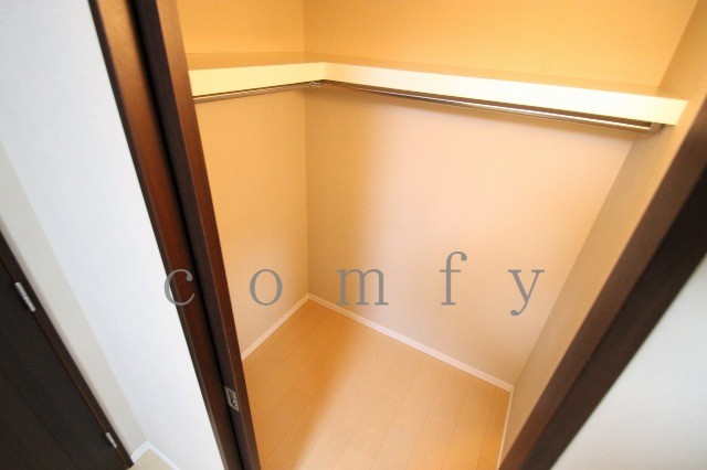 収納　ウォークインクローゼット