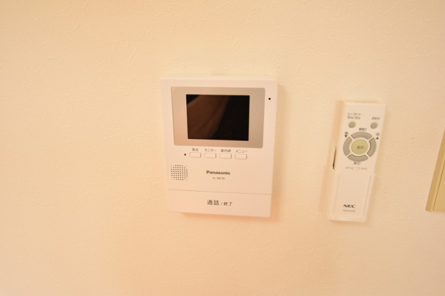 セキュリティ　モニター付きインターフォン