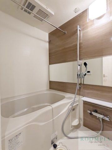 バス・シャワールーム　バス