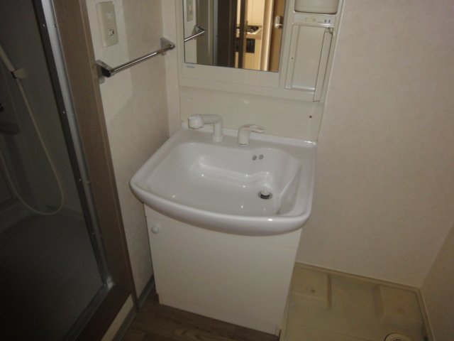 洗面設備　洗髪洗面化粧台