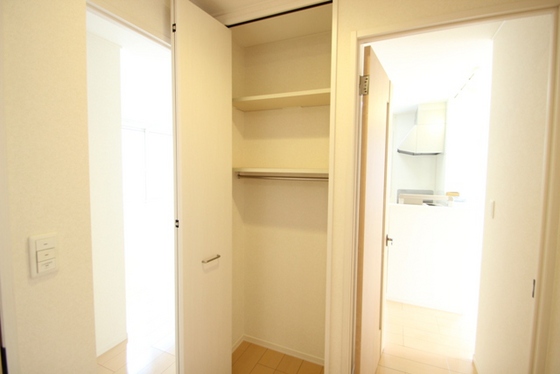 収納　※別部屋の写真です