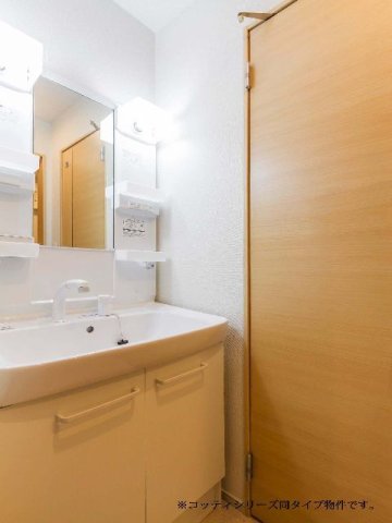 洗面設備　忙しい朝には欠かせない洗面所です