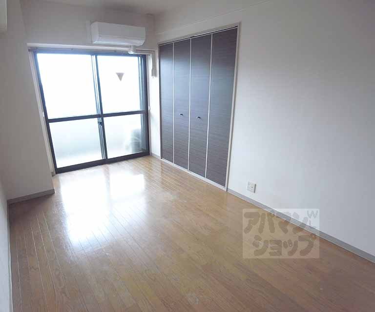 居室・リビング　南向き。