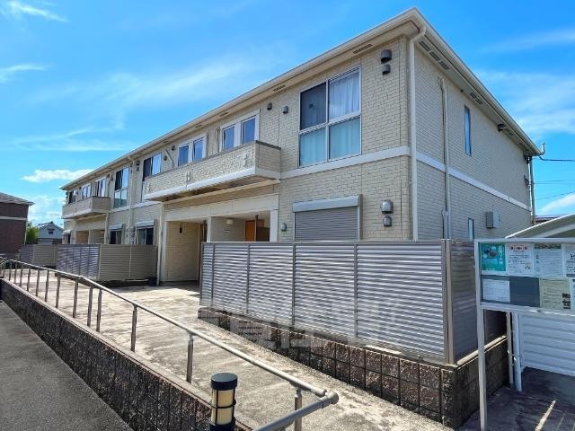 建物外観　外観写真（昼）