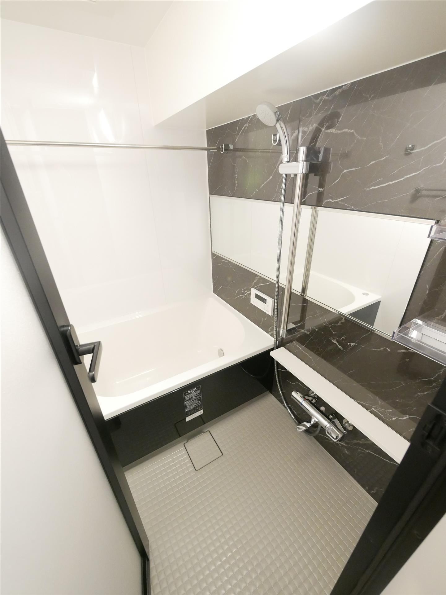 バス・シャワールーム　※同仕様写真