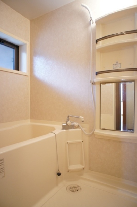 バス・シャワールーム　図面と現状に相違がある場合には現状を優先